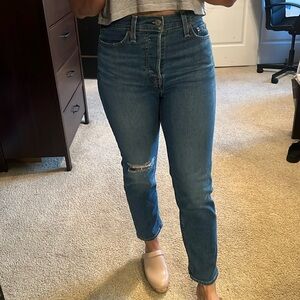 Levi's Wedgie straight ladies' jeans size 26. Medium wash